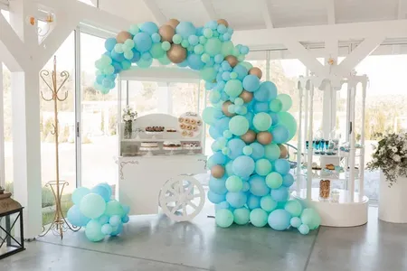 How Long Does A Balloon Arch Last Before It Starts Shrinking?