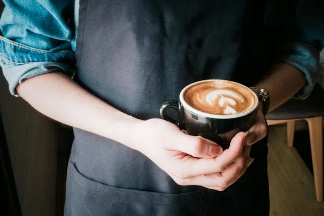 Porcelain Vs Ceramic Mugs: Major Differences, Quality, And How To Choose Porcelain Vs Ceramic Mugs: Major Differences, Quality, And How To Choose