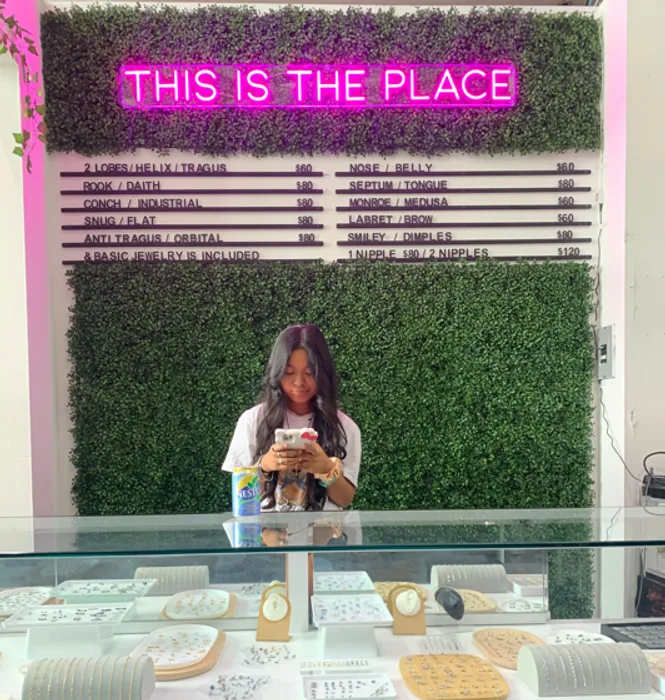 ImprintNow.Com - Custom Neon Sign