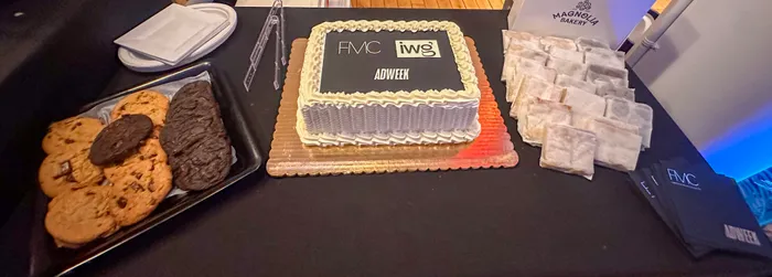 ImprintNow.Com - Custom Foil Stamped Beverage Napkin