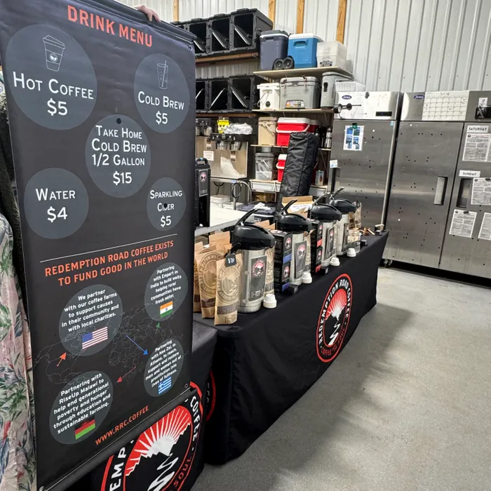 ImprintNow.Com - Pole Banners