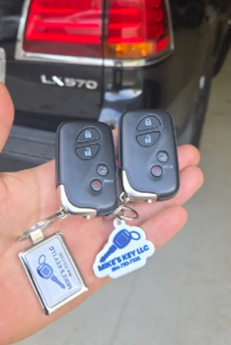 ImprintNow.Com - PVC Keychain