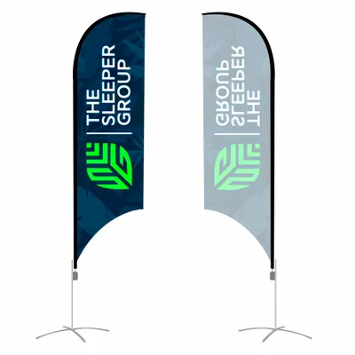 The flag is only printed on one side. The rear section will be a plain white space.