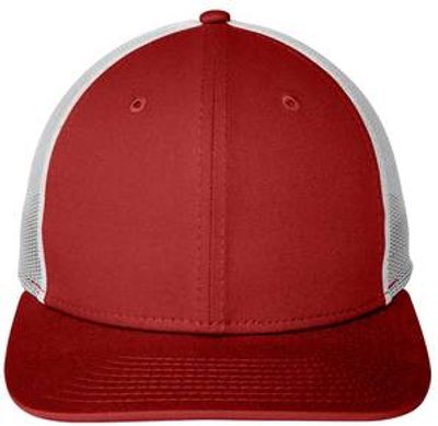 Scarlet/ White Scarlet/ White - Imprint Now