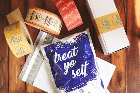 What Is A Poly Mailer? Shipping, Benefits, Common Uses, And Cost Savings