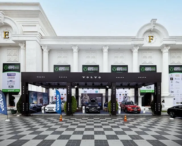 a car trade show display for exhibition stand design